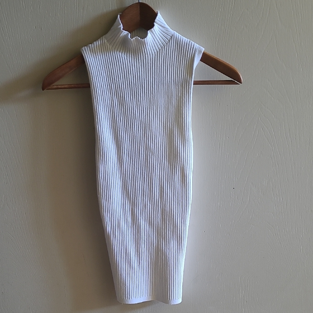 Babaton Aritzia Sculpt Knit Back Tied Sleeveless Top, Sz S